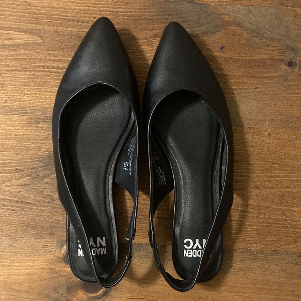 Madden NYC Women's Elegant Black Slingback Flats